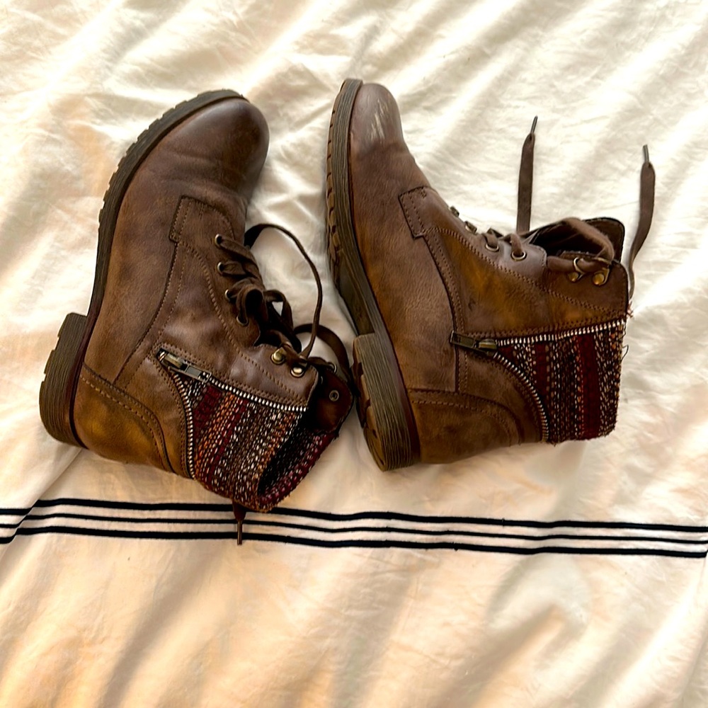 Rock and Candy Boots